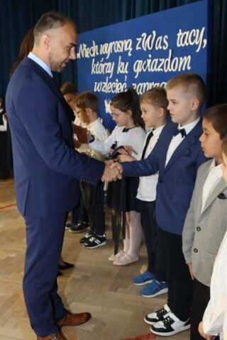 bf8f1544-05bf-45de-a466-439b4754eaa9