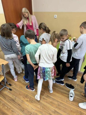 21bc8d86-33aa-4577-8fd6-f4cac358223c